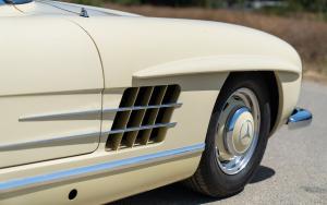 Mercedes-Benz 300 SL Roadster 1961 года  (NA)